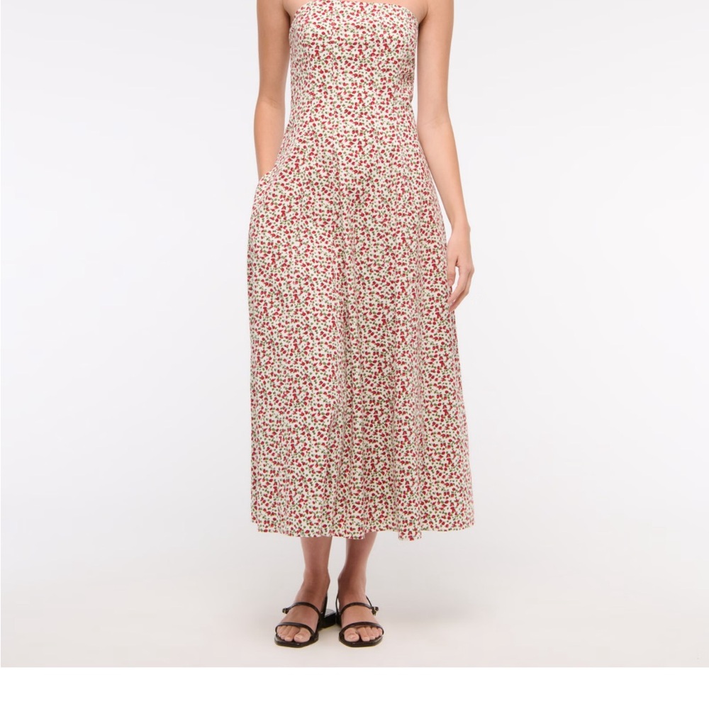 NWT Abercrombie & Fitch Printed Dress - Red and White Strawberry pattern
